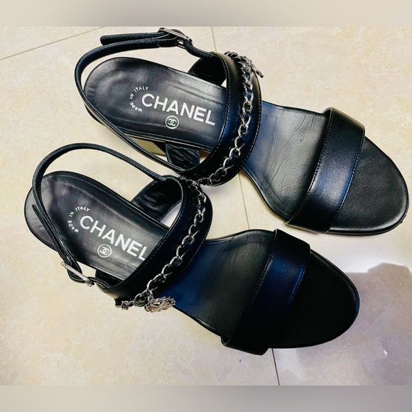 Chanel Lambskin Chain Sandals - Picture 1 of 12